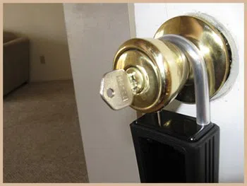 Elite Locksmith Services Prospect Heights, IL 847-483-5787 - 3-locksmith-key-service